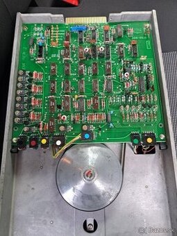 Robotron MF6400 floppy disk 8" , historicka mechanika retro