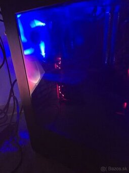 PC zostava 500e, bez monitoru 450e, monitor 80e