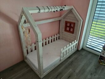 Domčeková posteľ 160x80