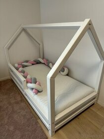 Detská domčeková posteľ