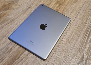 Apple iPad 6 32gb - 1