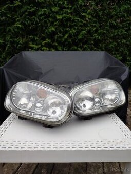 Volkswagen golf 4 predné svetlomety
