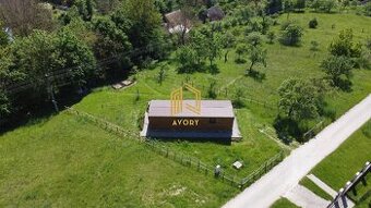 POLOSAMOTA / MOBILNÝ DOM s POZEMKOM 828m2, PODBRANČ