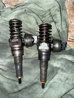 Vstreky z 1.9TDI 96KW-038130073 BA