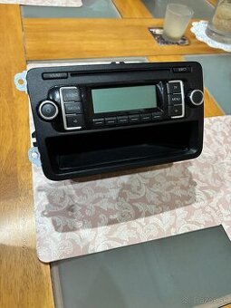 Rádio VW golf 5,6