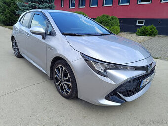 Toyota Corolla 1.8 Hybrid, comfort,r.v. 2021, iba 21 000 km