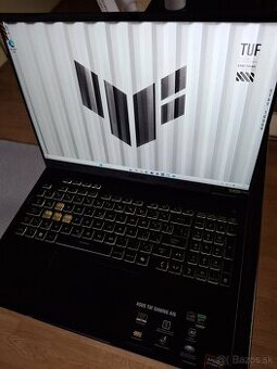 ASUS TUF A16 Ryzen AI 9 HX 370, 16"