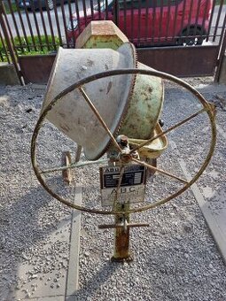 Miešačka na 220V