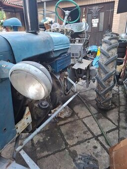 Zetor 25 - 1