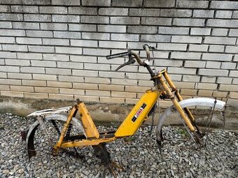 Babetta 228 torzo