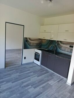 1IZBOVY BYT VLKANOVÁ 70.000€