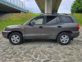 HYUNDAI SANTA FE 2.0 crdi  4x4 // BEZ KOROZIE// gar.km ....