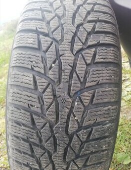 Zimné pneumatiky 185/65 R15 Nokian WR D4, dezén 6mm+