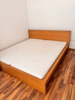 Manželská posteľ veľkosť 180x200