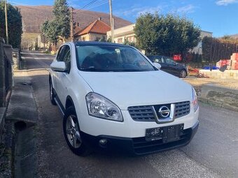 NISSAN QASHQAI 2.0 BENZIN 4x4 NAJ.80000 KM MÓD ROK 2008