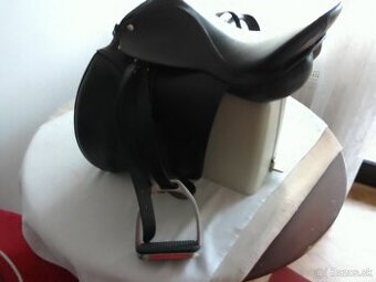 Kožené sedlo a podlozka