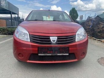 Dacia Sandero I rok 2010 1.6 MPI 64 kw bordová farba