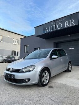 Volkswagen Golf 6 TrendLine 1.6 Benzin + LPG = Top Stav =