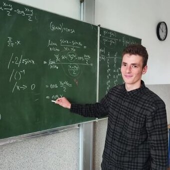 Doučovanie matematiky a fyziky