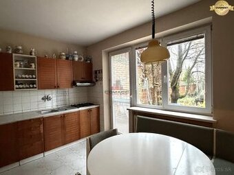 Ex.6 iz RD s garážou, veľkou záhradou v Moravanoch nad Váhom