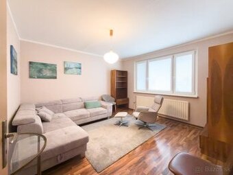 3 izb. byt s loggiou pri Chorvátskom ramene - Hálova ulica