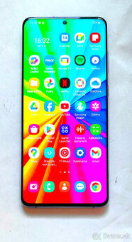 Samsung galaxy S20 plus,,vyborny stav,vyborny fotak