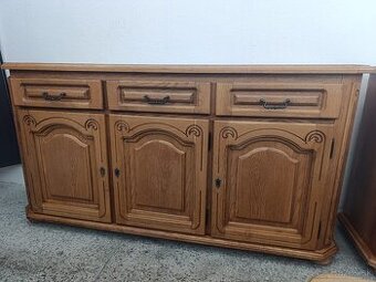 masivní rustikální komoda, Nábytek s příběhem