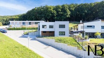 Na predaj nadštandardný 5-izbový rodinný dom, Trenčín - Kubr