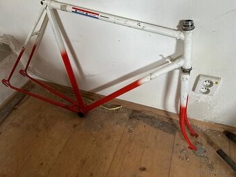 Favorit F11 ram 50 roky