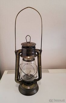 Starožitná petrolejová lampa Meva 865 -top