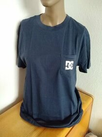 Modré značkové tričko zn.DC v.S nové+ponožky a tielko nové