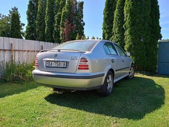 Škoda Octavia 1