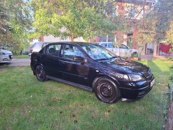 Predám opel Astra sedan 1,6 benzín