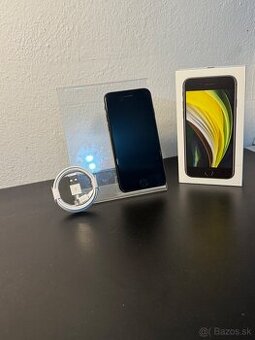 Predám Apple iPhone SE 2020 64GB Black Minimálne známky