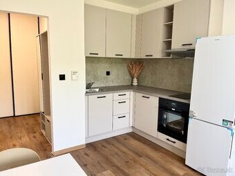 Moderna garsónka - Na hore - NOVOSTAVBA