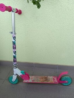 Kolobežka Barbie