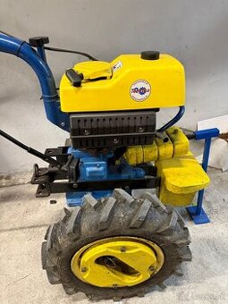 Predám maloktraktor Agzat s motorom originál 2takt PA100