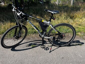Giant 26 , 3X9, Kotúčové brzdy