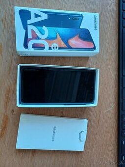 Predám Samsung Galaxy A20e Blue