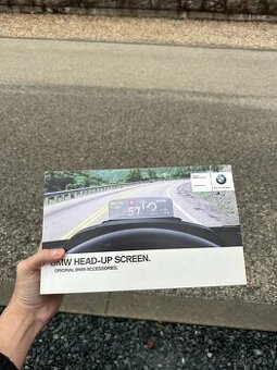 Uplne novy HEAD UP display (displej) BMW rad 1 F20/f21