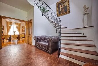 ++Prvorepubliková vila na najlepšej adrese v Trnave++