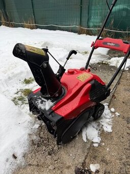 Snežná fréza na benzín hecht 9036