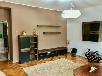 Veľkorysí 2-izbový byt 86m2 v Starom meste