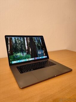 MacBook Pro 15 2018 | Core i7 • 16GB • SSD