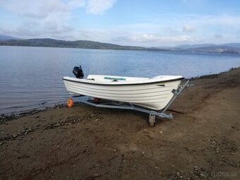 Motorový čln, loď  Any 400