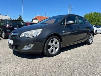 Opel Astra 1.6 benzín, 85kW, MT/5, rok:04.2012.
