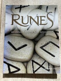 Runes - kniha v angličtine