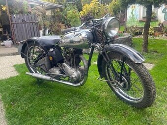 Triumph 3HW