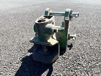 tiahlo John Deere