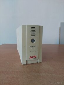 predám záložný zdroj APC 350
